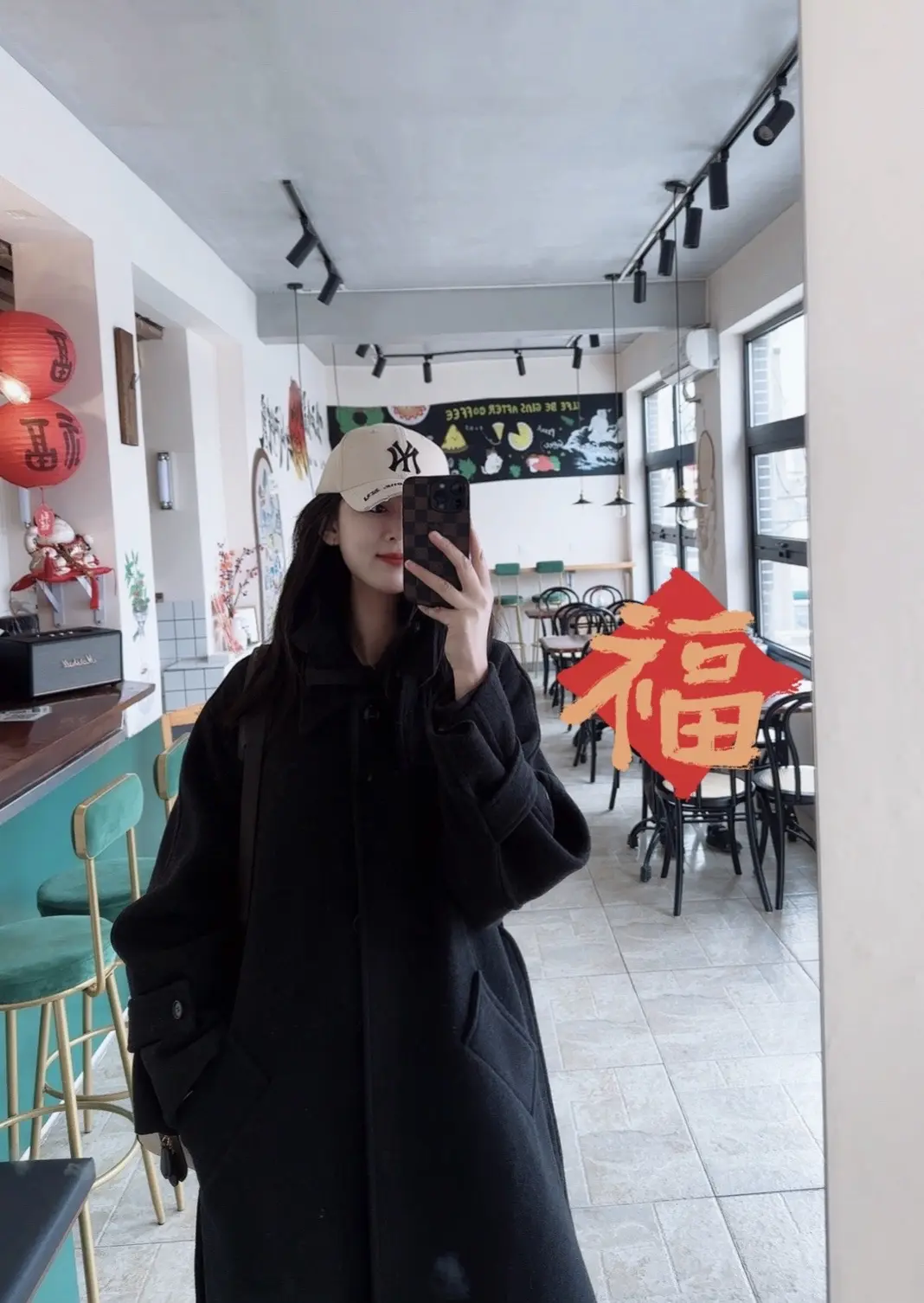 很治愈的一段话：“你要允许自己脸上有皱纹，头上有白发，时间不会放过任何...