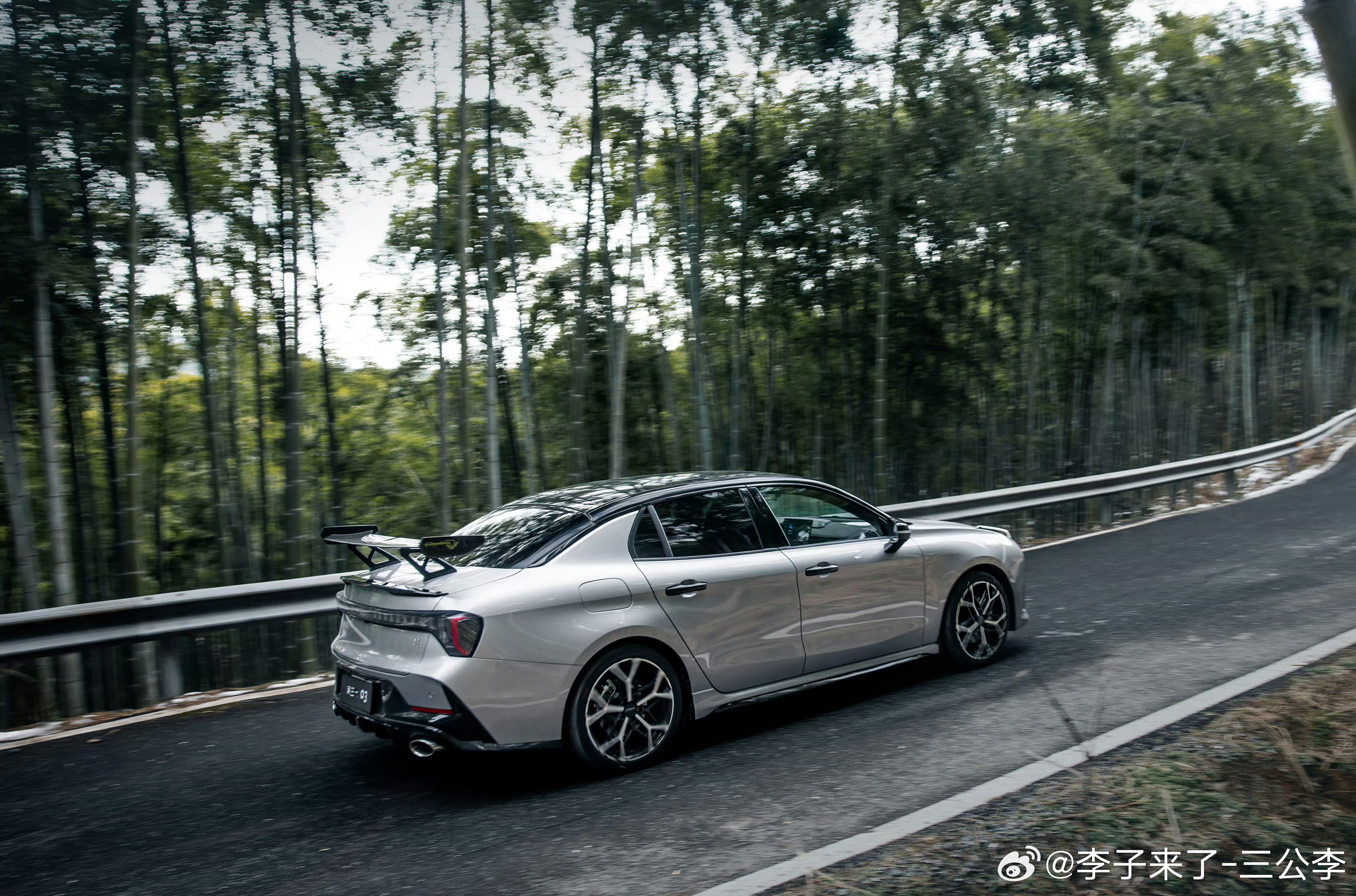 16万买272匹的钢炮在我喜欢小钢炮的年代就像是白日做梦领克03给多少大学生圆了