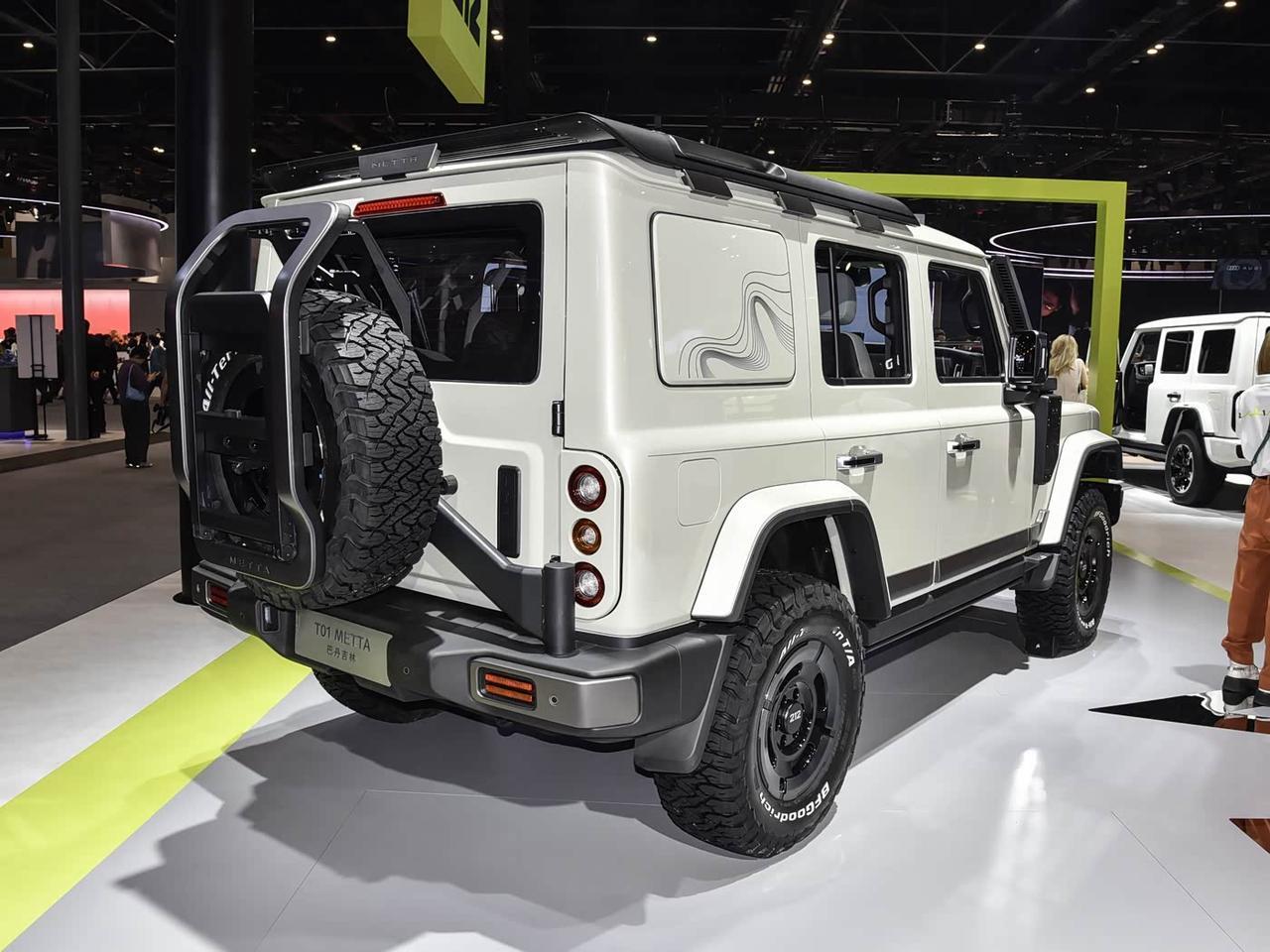 从一款经典车到一个越野生态，212这次“破圈”破得很认真
比起发布新车，本次北京