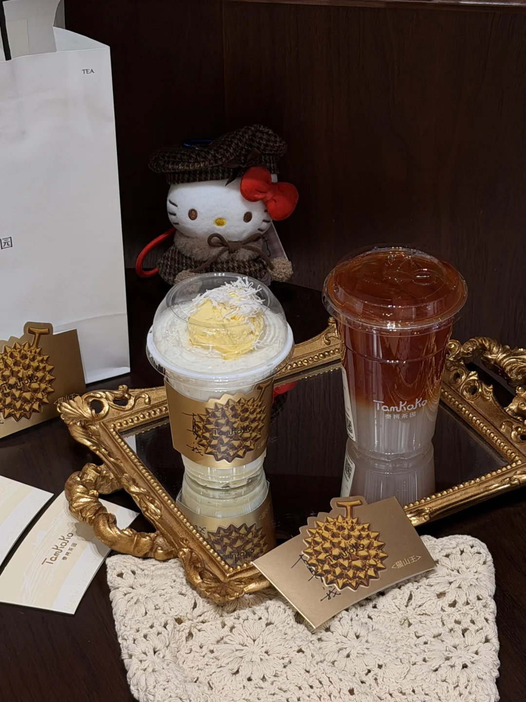很少用震撼形容奶茶！榴莲➕山竹！两杯王炸
