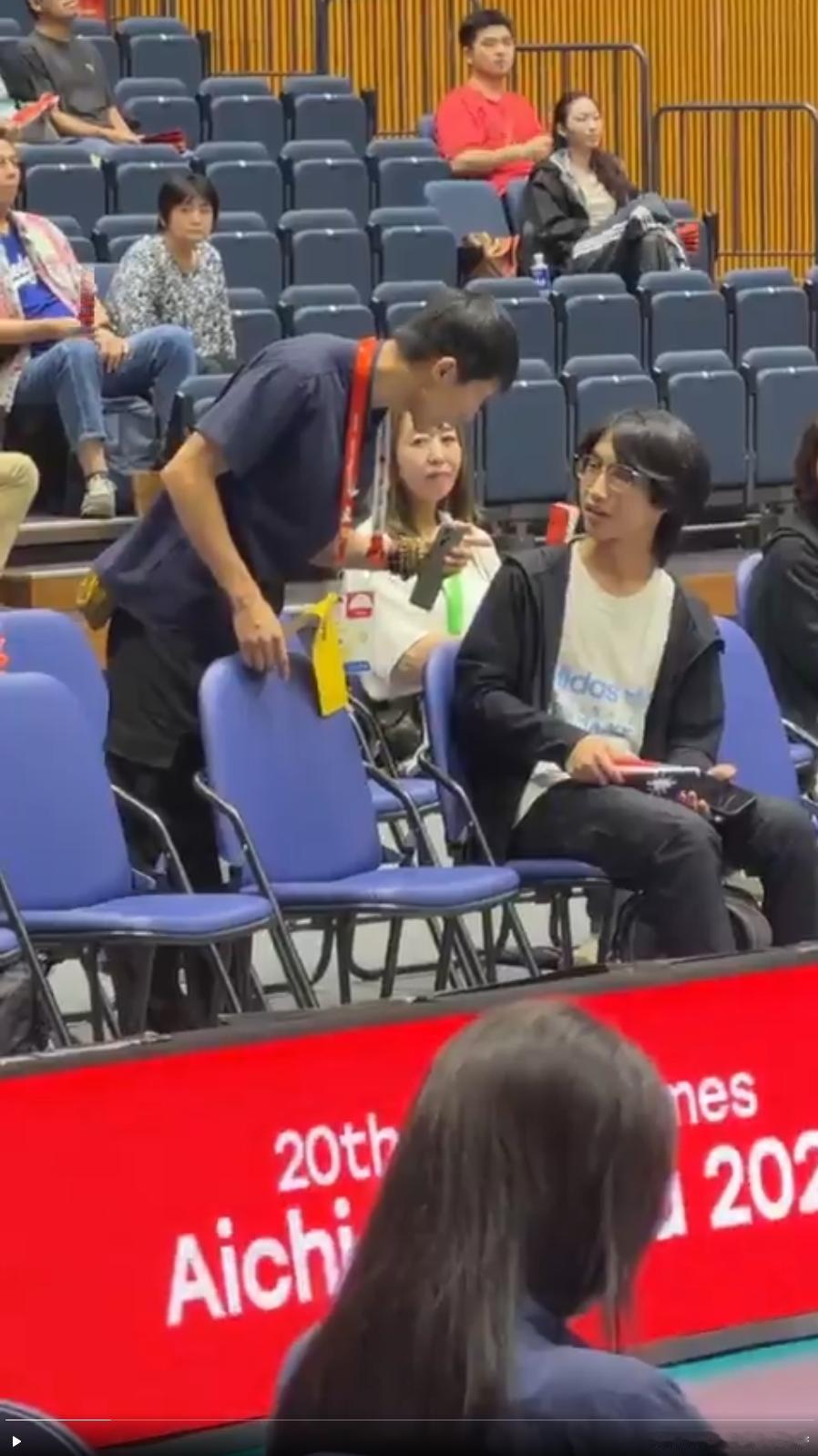 【亚运会】这一幕在日本、中国台湾省传播还挺广，日本的身体是很诚实的：承认一个中国