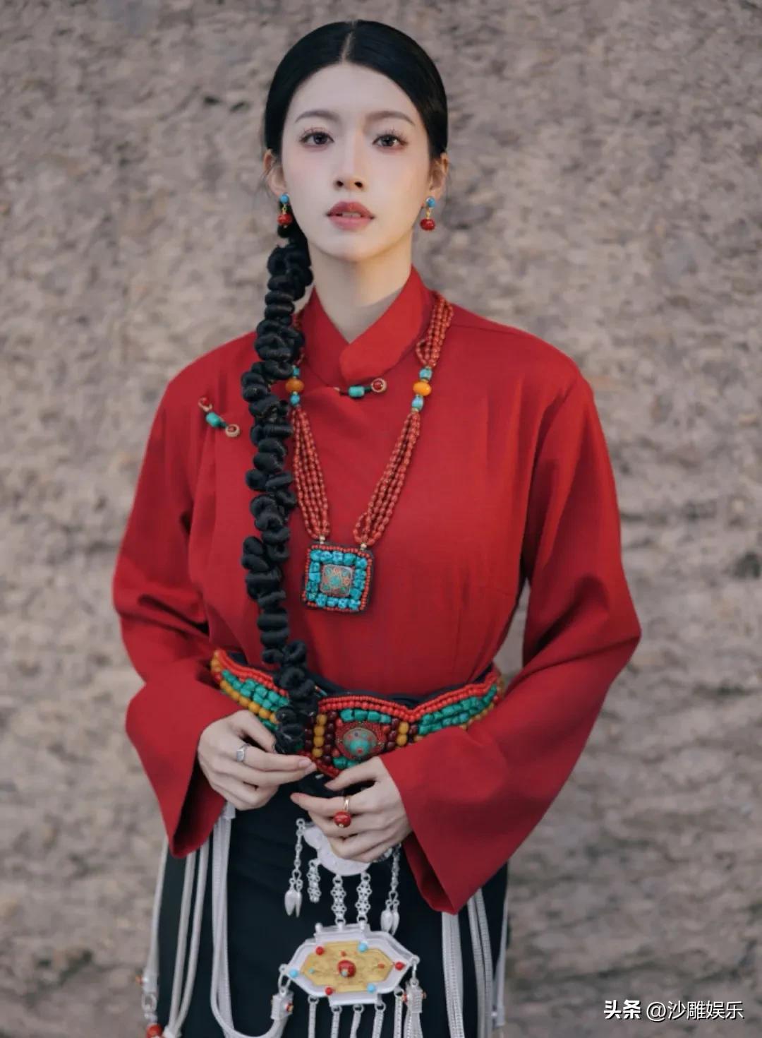 TVB首位90后视后蔡思贝，被除名！


就在2月28日，眼尖的网友发现，TVB