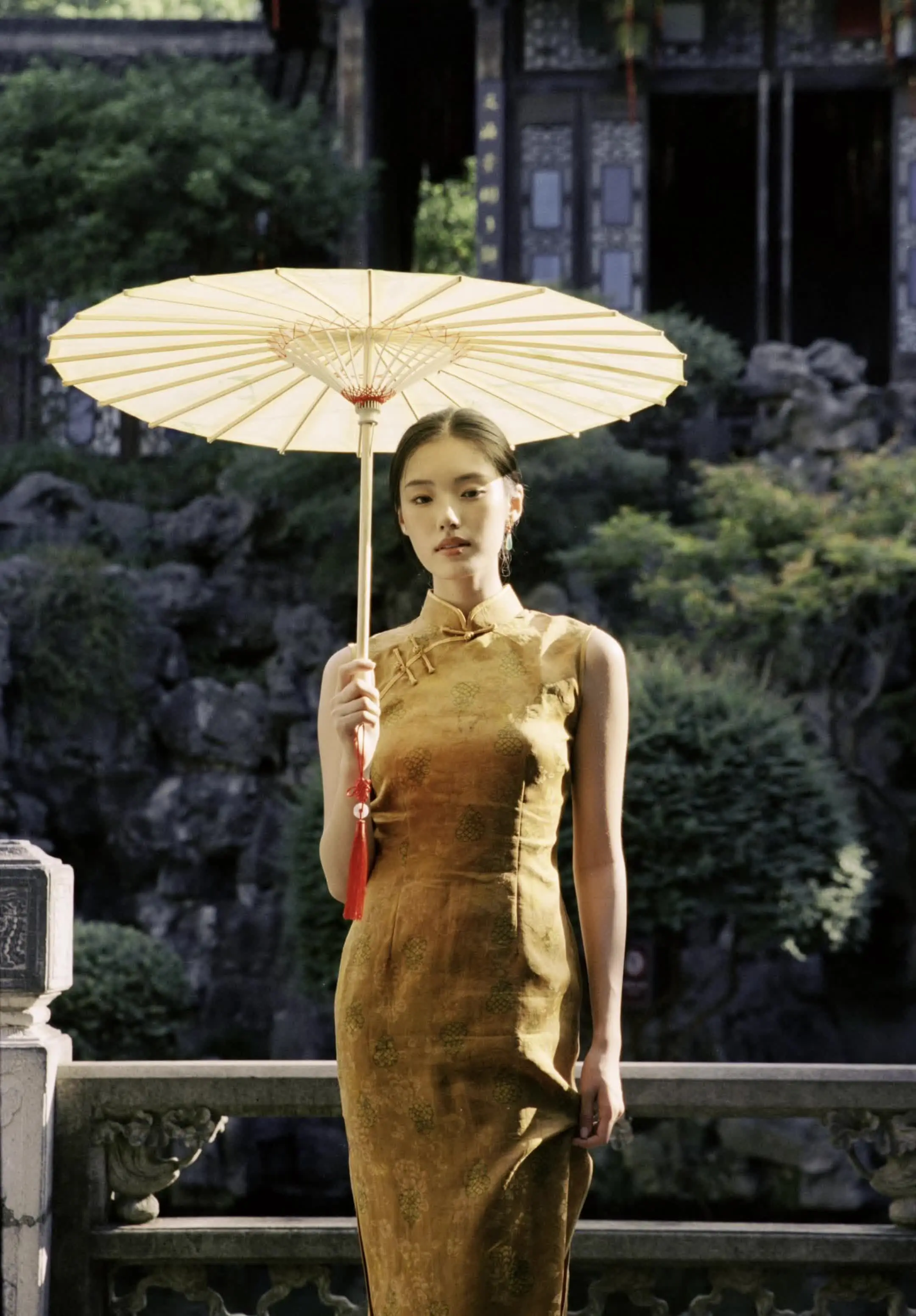 “乘风好去，长空万里。”