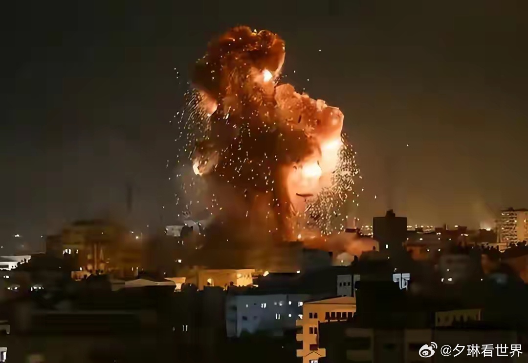 伊朗炸了美国科技巨头数据中心这个炸的好美国的航母炸不沉，这个数据中心肯定能给他炸