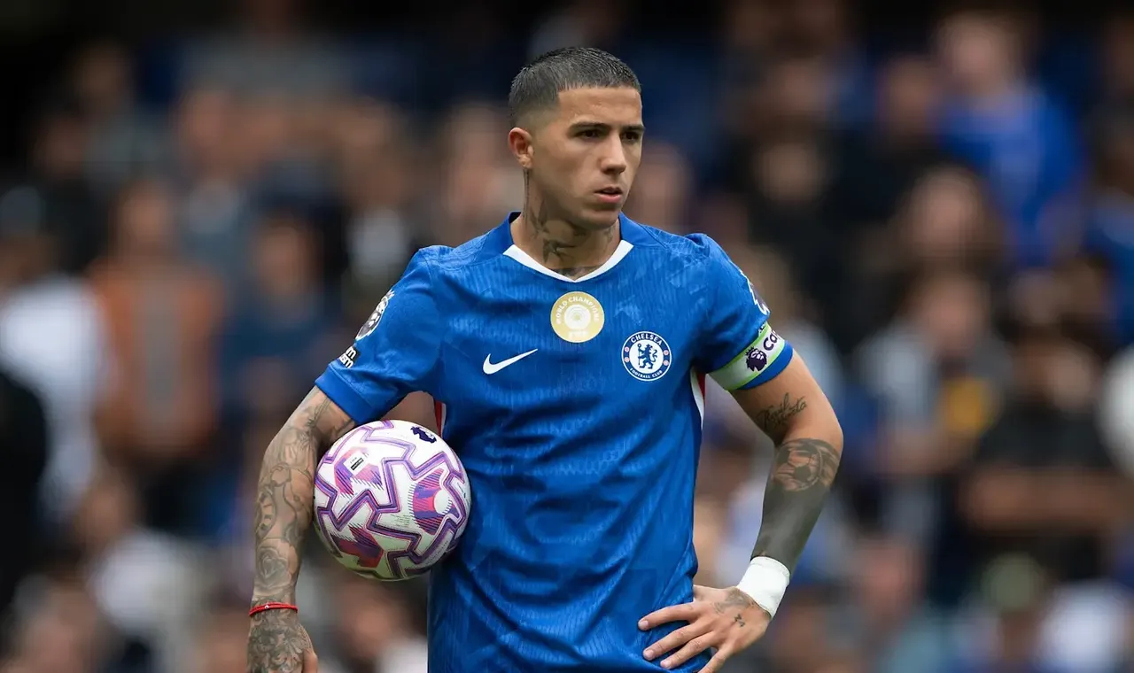 切尔西这是怎么了？最新财报出炉，单赛季亏损2.62亿英镑，创下英超新高。曾经曼城