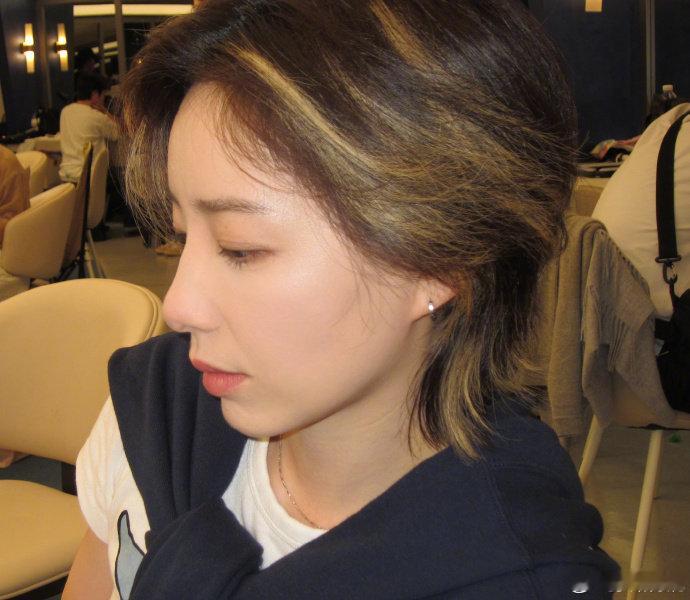 李斯丹妮李斯丹妮对delulu的执念乘风2026挨个组队合拍跳舞，这首曲子出圈度