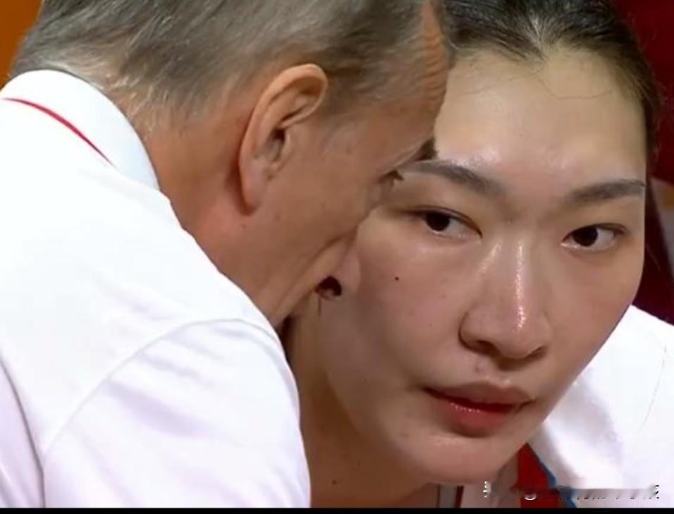 中国女篮和捷克女篮世界杯小组赛第二轮的交锋，就是在中国女篮遇到很大困难和挑战，包