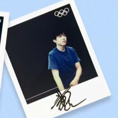 王楚钦蓝T拍立得王楚钦签名拍立得楚钦拍立得好看的 