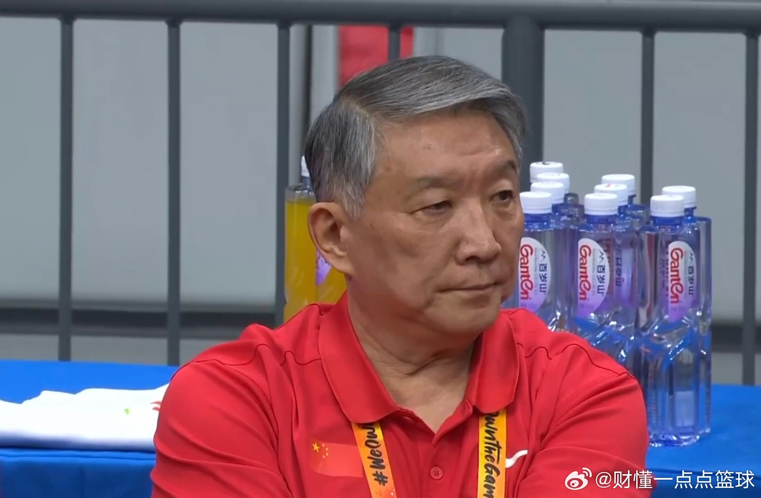 首节战罢，中国女篮21-11落后比利时，场面确实有点被动。欧洲冠军的实力真不是吹