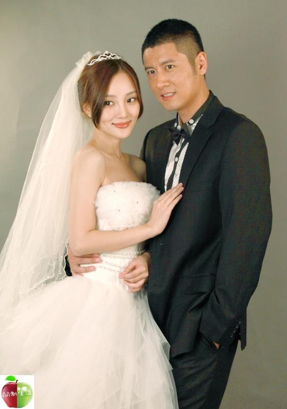 婚姻里的经济支配权 该不该AA制？300万夫妻的答案太现实
 
婚姻里的钱该怎么