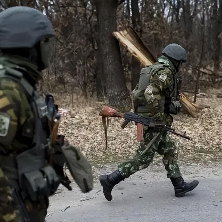 泽连斯基贪污了多少武器自己清楚
许多西方武器在乌克兰境内失踪，难以追踪，目前还是