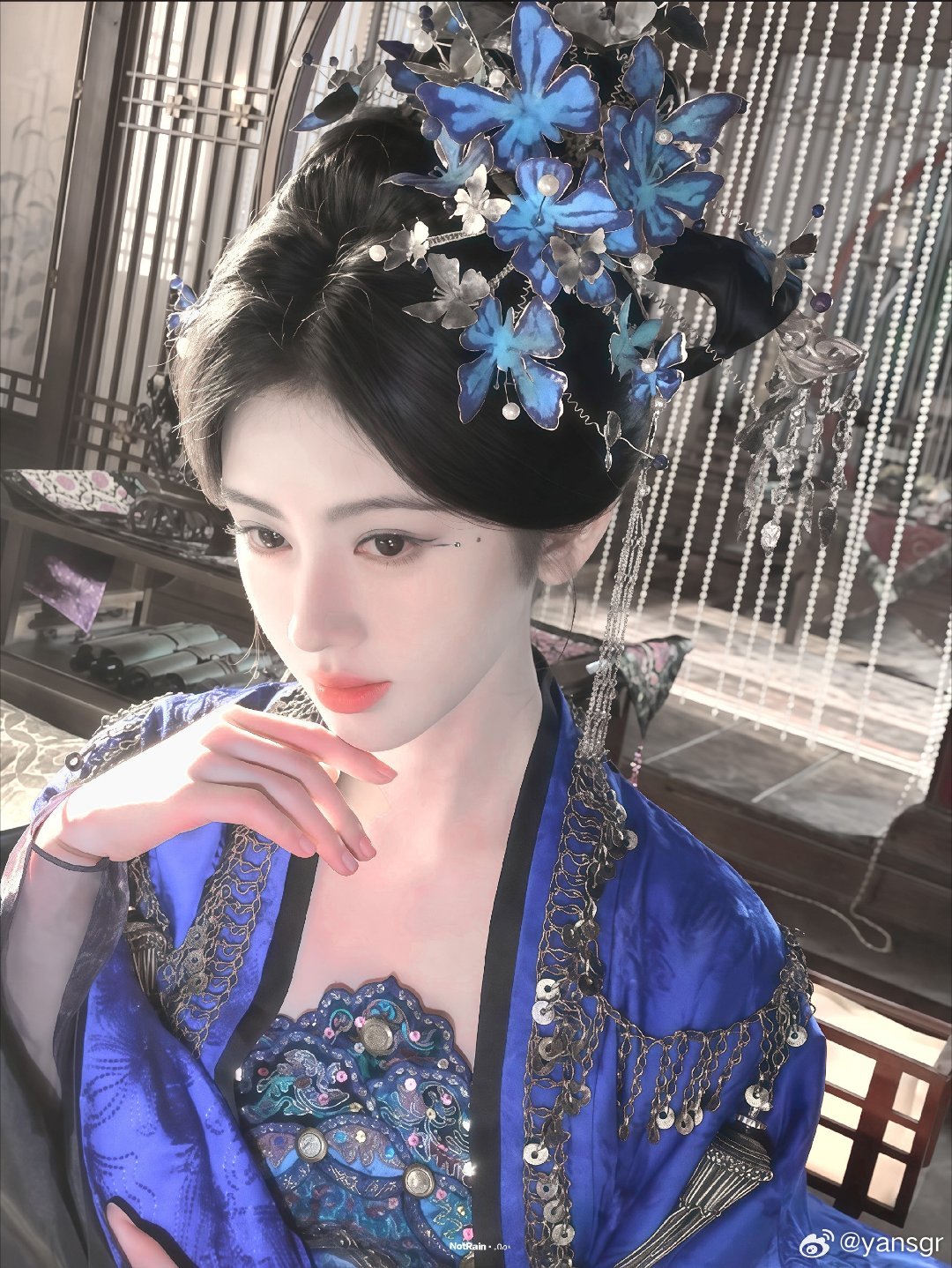 鞠婧祎  jjy鞠婧祎花间令 jjy鞠婧祎杨采薇“在某个不知名的角落许你岁岁平安