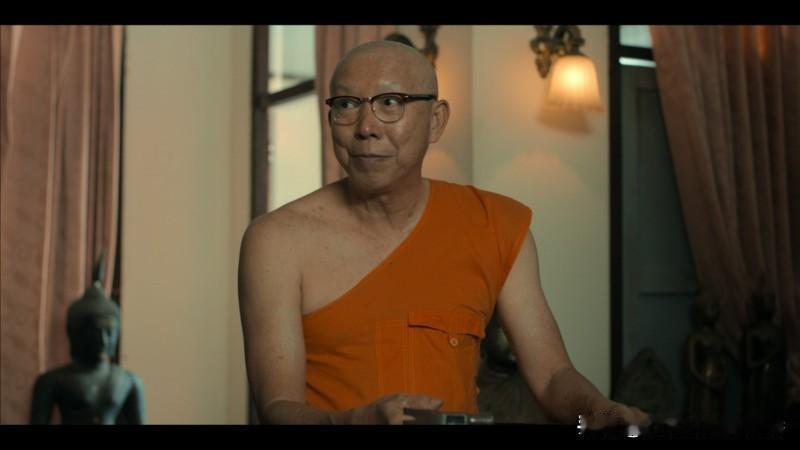 柯文哲出家了？撞脸电影《绝庙骗局》泰国住持， 台湾省网友全吓坏！

泰国电影剧《