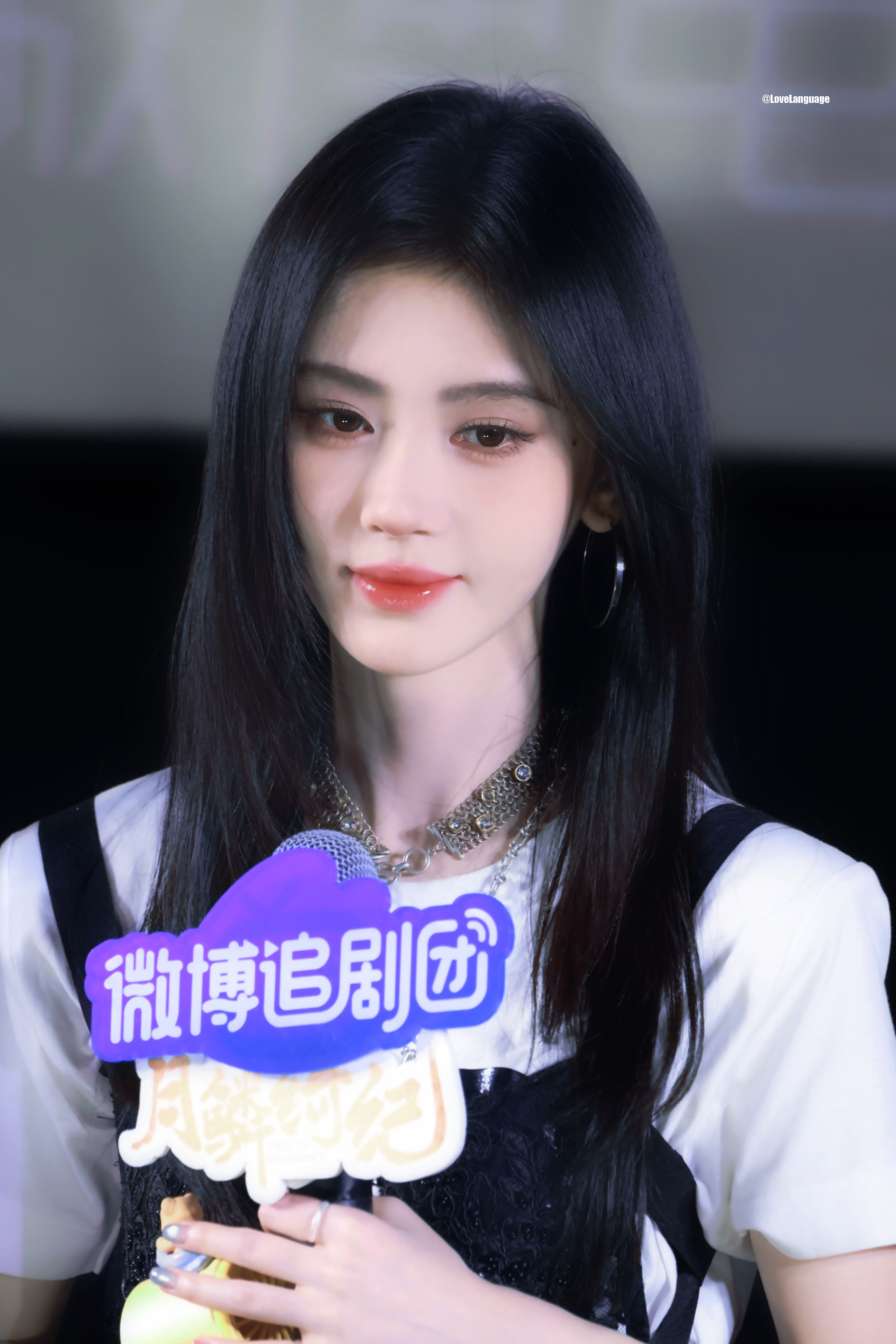 ·给你的情书生了锈鞠婧祎 ​​​