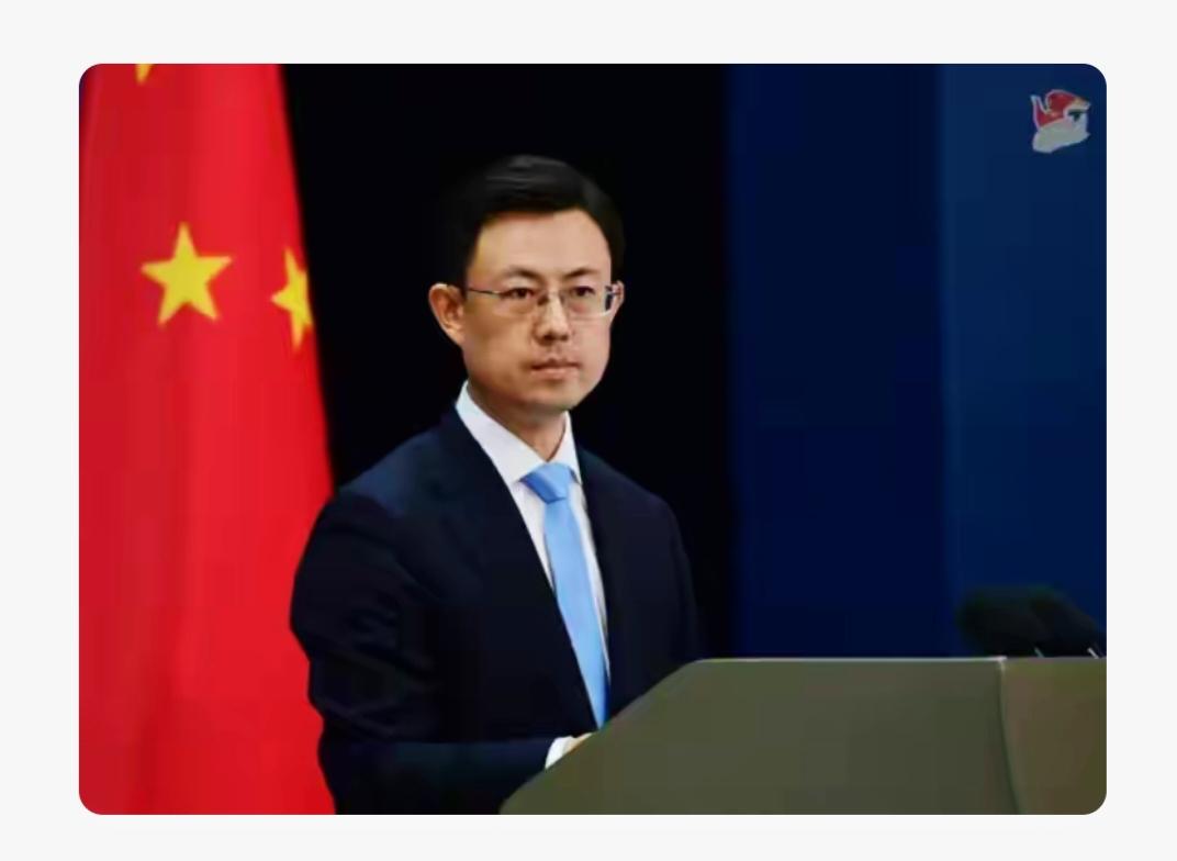 西方这波操作真是双标到离谱！2022年俄乌冲突一爆发，西方国家麻溜地冻结了俄罗斯