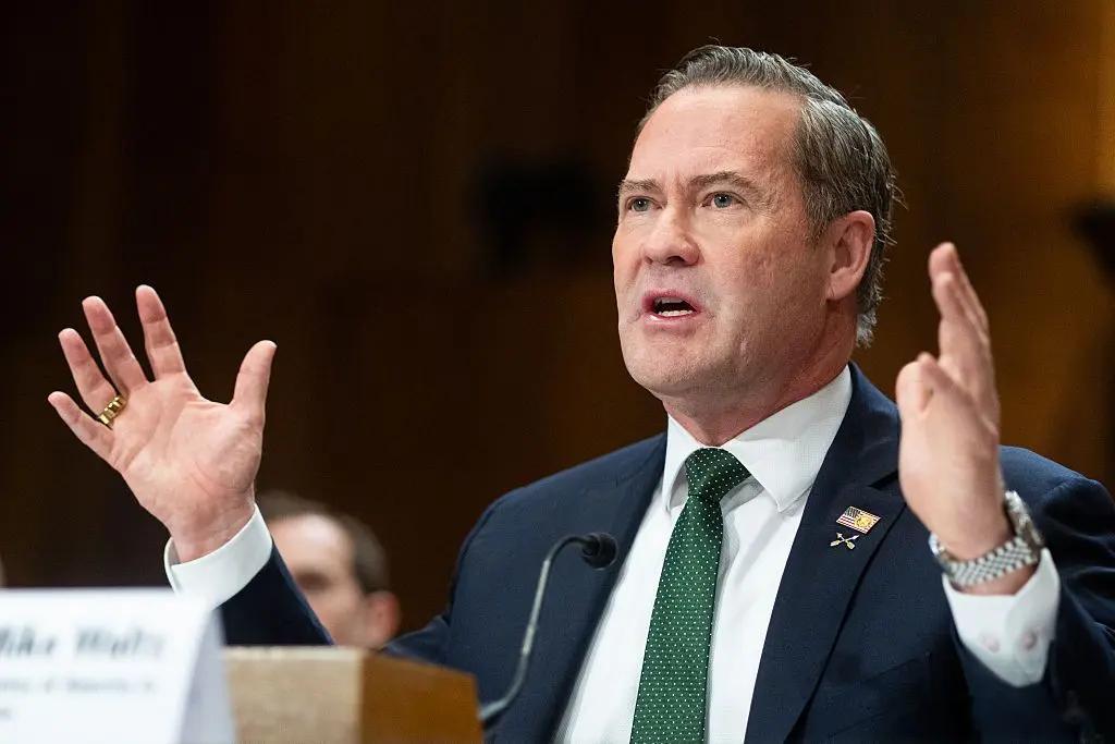 美国财政部在4月17日发布了一项临时许可证，以续签对俄罗斯的制裁豁免，赦免允许各