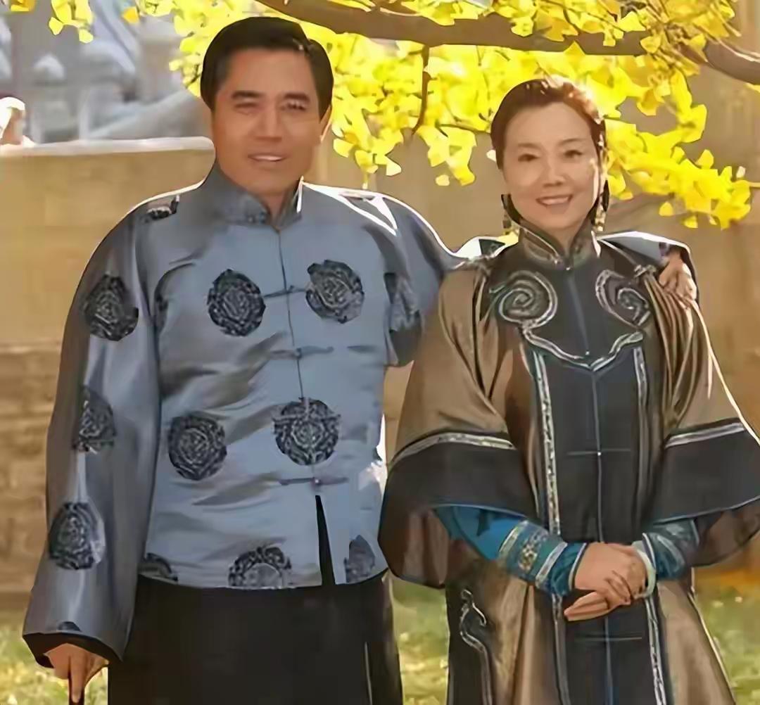 陈宝国
赵奎娥
夫妻照