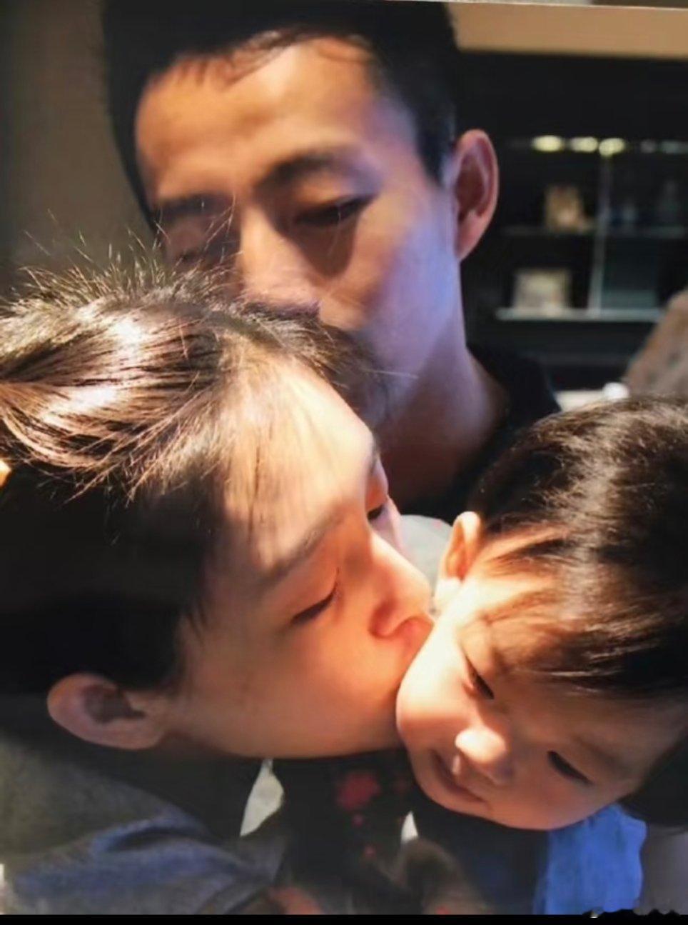 回看大S那些温暖的瞬间，她明明可以更幸福。 