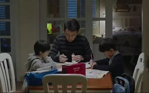 陈俊生离婚后对平儿的态度，撕开了成年人世界里最残酷的真相：在极致的利己主义者眼中