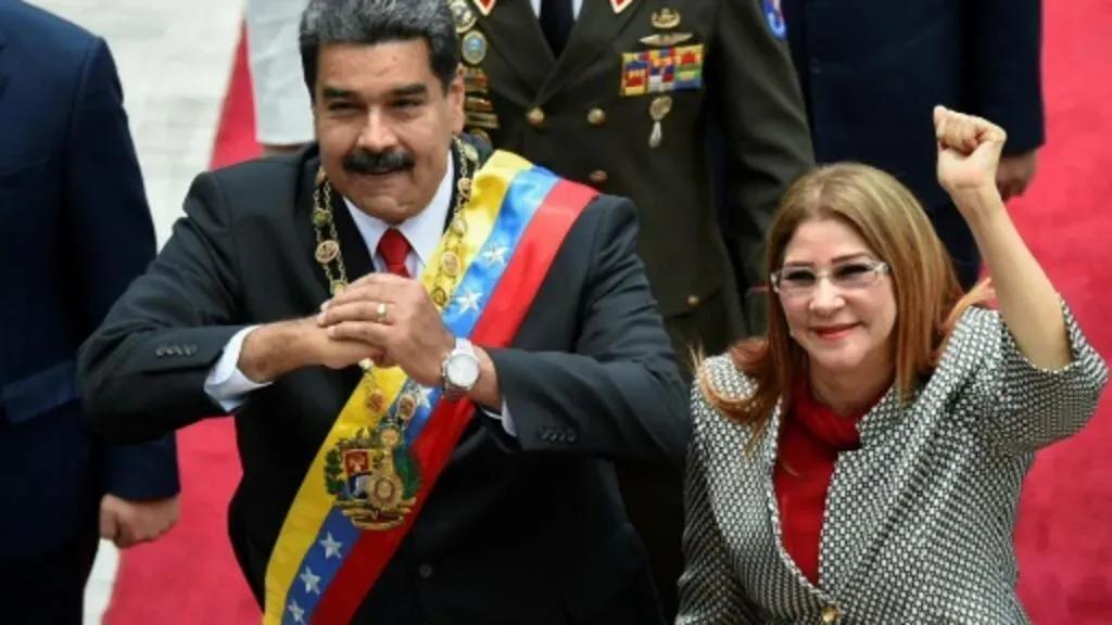 委内瑞拉的天，终究是变了！在经历了整整18天的死寂后，加拉加斯突然传来一声惊雷，