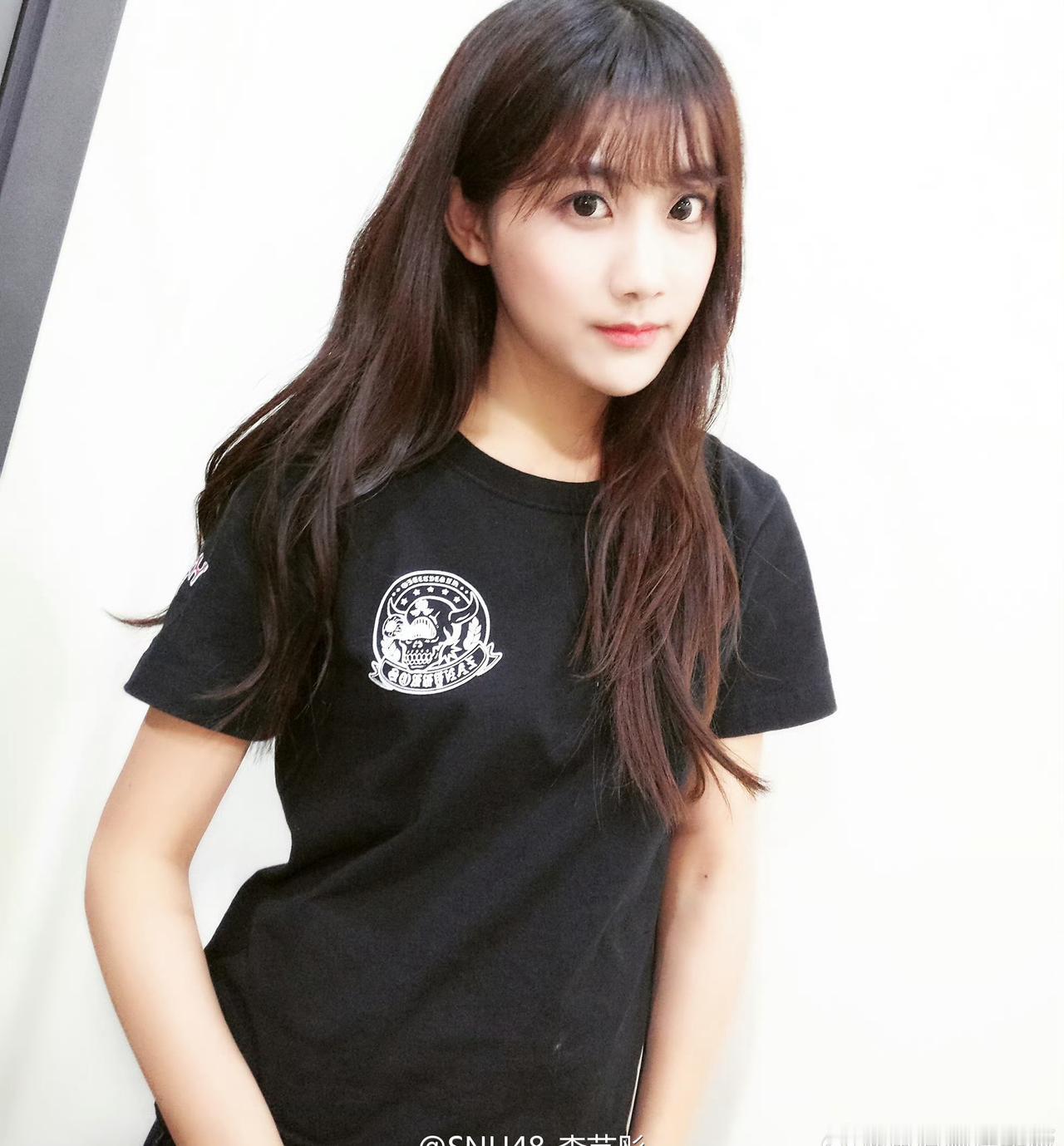 【投】17402
两口子这个同款黑t好配[捂嘴哭] ​​​