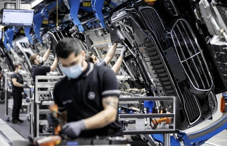 德国企业为何帮中国同行出海？18个月窗口期，算的是合作账.

德国企业开始帮助中