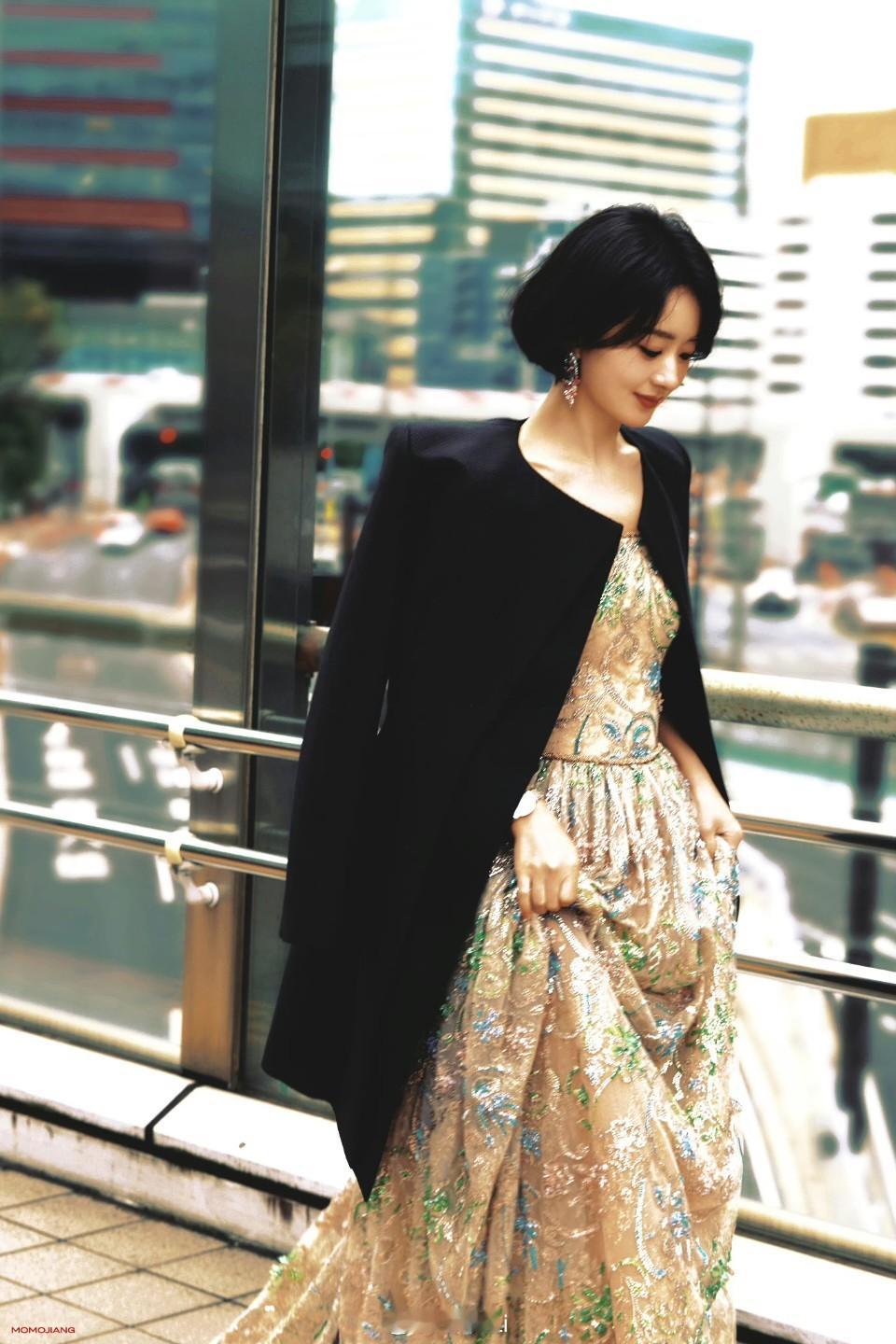 赵丽颖赵丽颖乔妍赵丽颖 电影乔妍的心事“听你吟这残冬，等到暮色退场迎来烟火时陪你