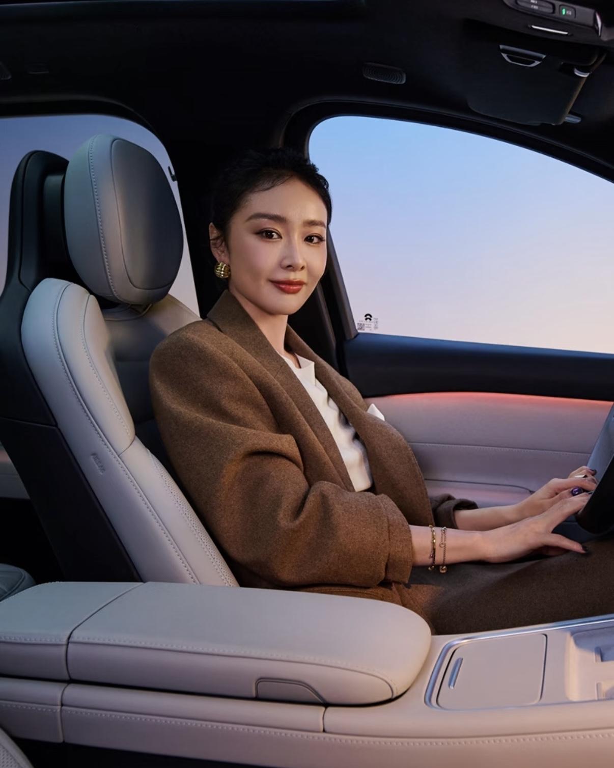 大嫂高叶的新座驾～蔚来新ES6，空间大颜值高，不少女车主买蔚来都是冲着颜值去的吧