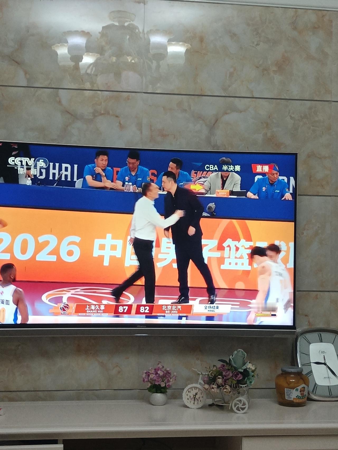 上海先下一城，胜了北汽

        在刚刚结束的上海久事与北京北汽半决赛中