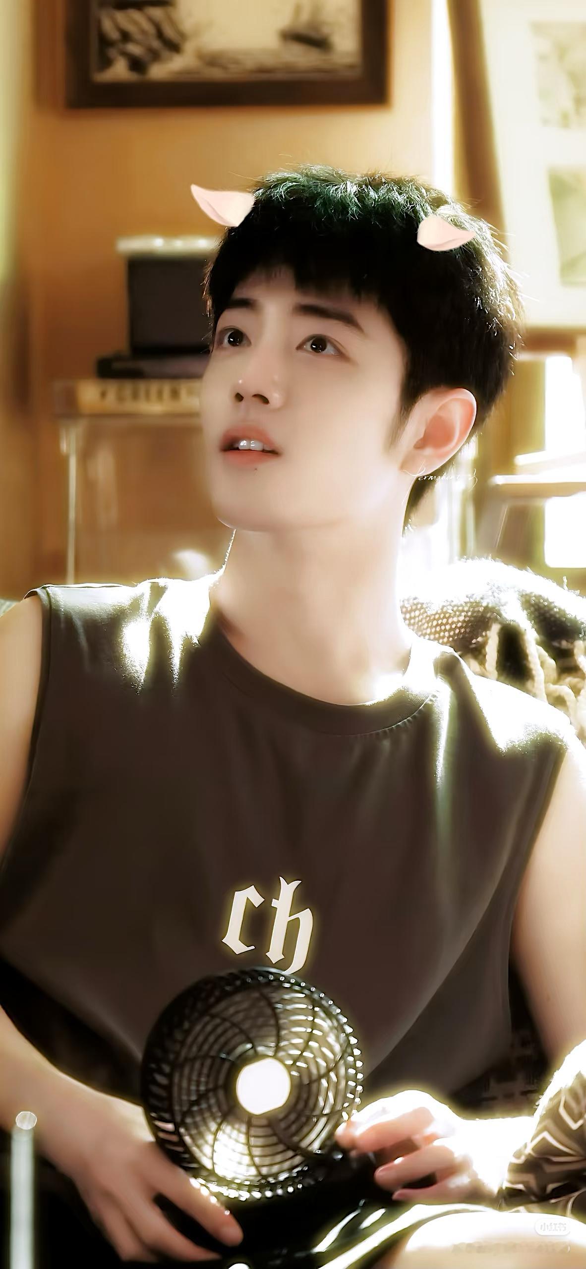 阳包包和白羊哥哥比起来完全就是小羊羔来的！ 