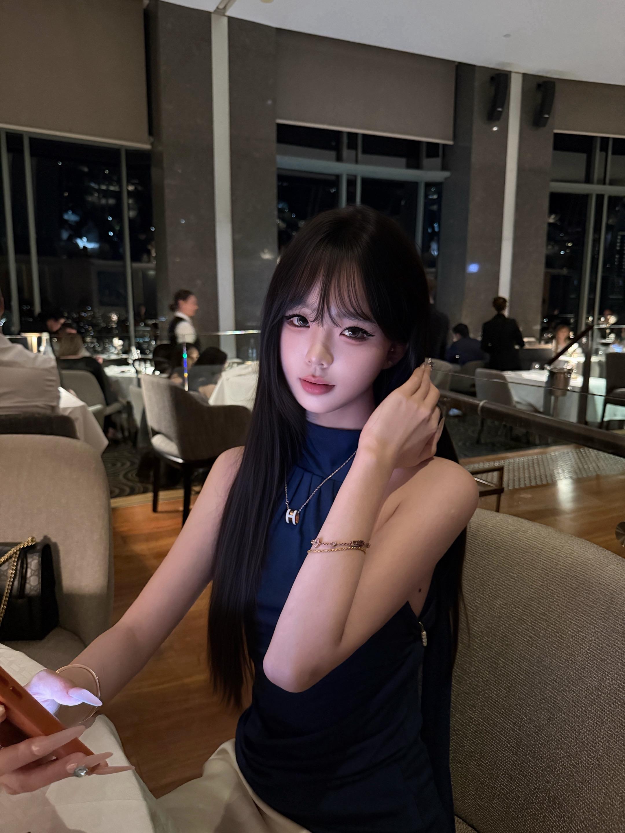 食言的小狗 顺手就扇了。