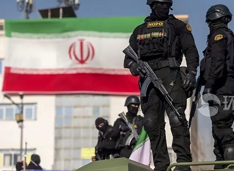 美国四处点火不担心引火烧屁股

美国想攻打伊朗，霍尔木兹海峡和以色列因素都有。霍