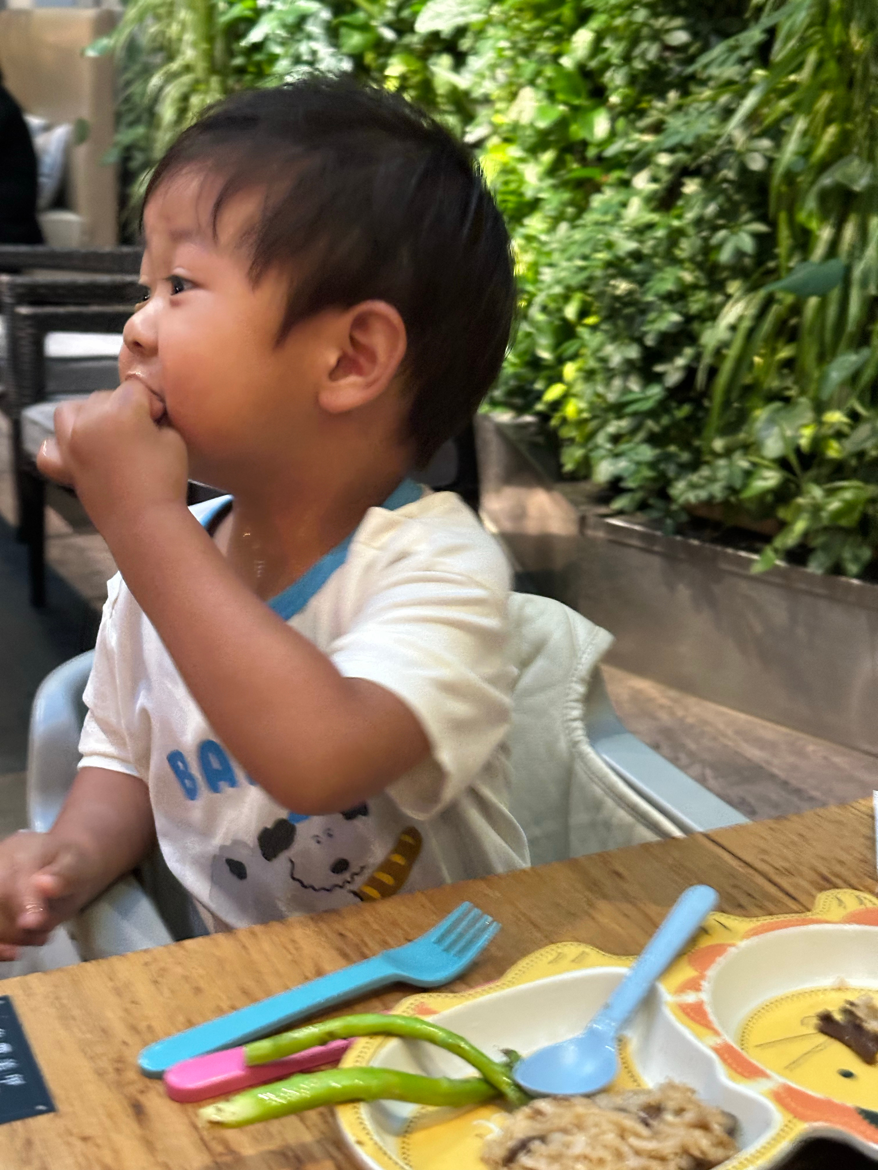 服务员，帮我点一份：__________（五个字无奖竞猜