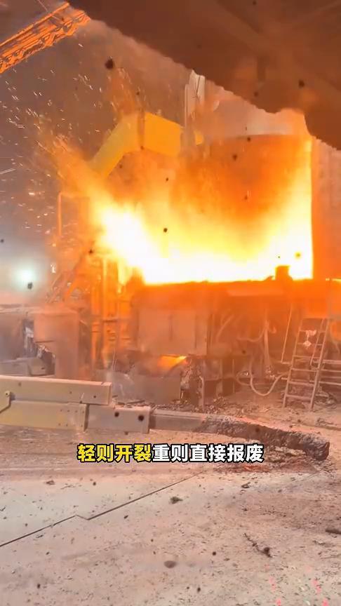 为什么玻璃厂永远不能停工呢？
有人问为什么玻璃厂永远不能停工？其实真不是老板太黑