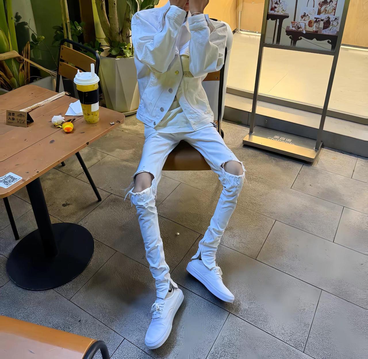 今天没什么特别 只是依旧愿意对明天抱一点希望 fearofgod 白牛