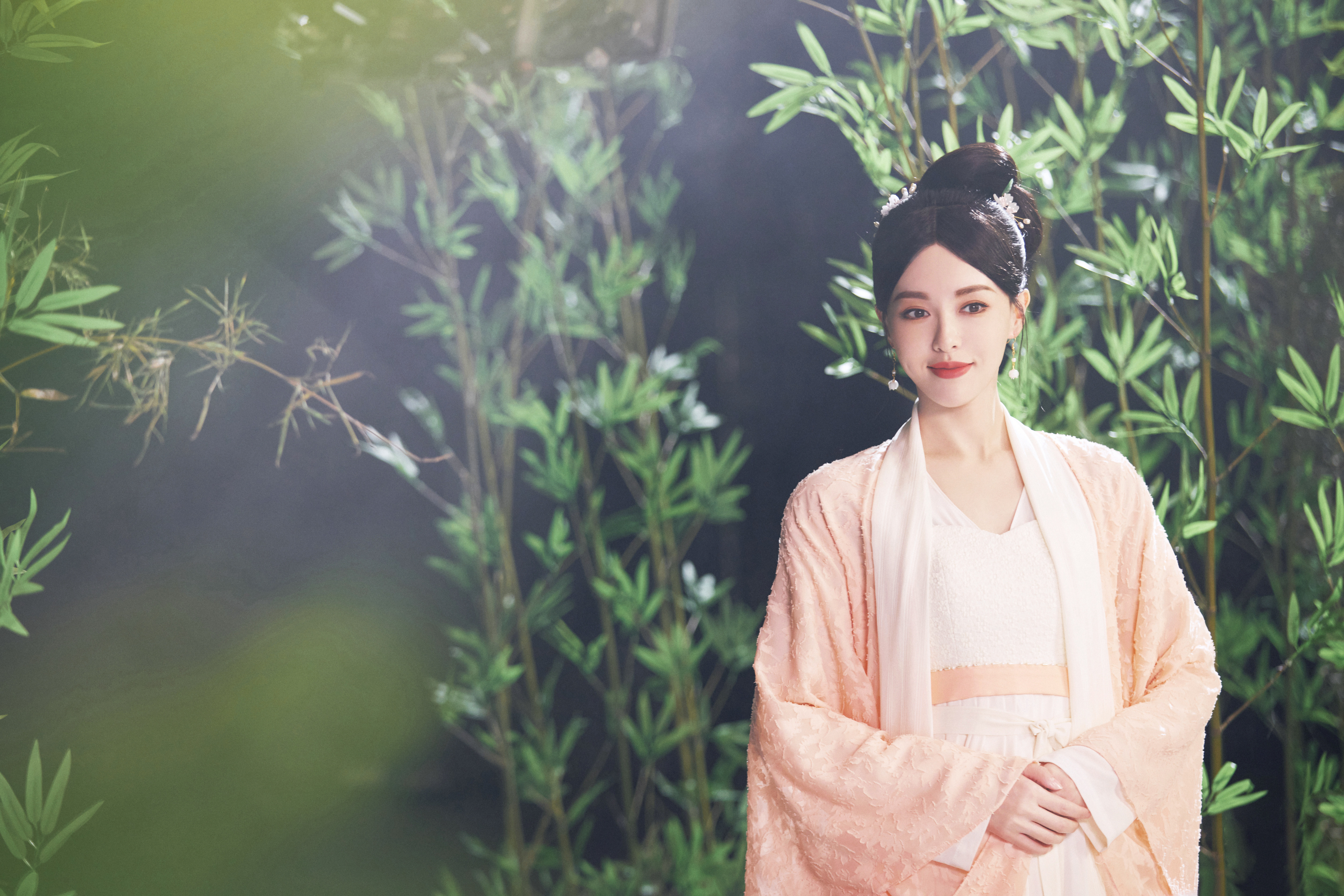  诵诗书之经典，品文化之底蕴，今晚21:10和糖总 一起走进“元代才女”管道昇的
