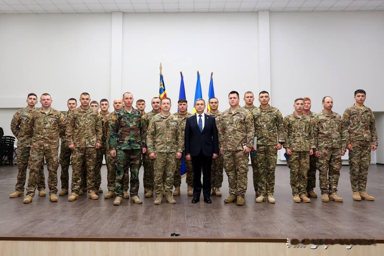 🇲🇩🇧🇦摩尔多瓦武装部队完成欧盟“阿尔泰亚”行动并返回基希讷乌

摩尔多