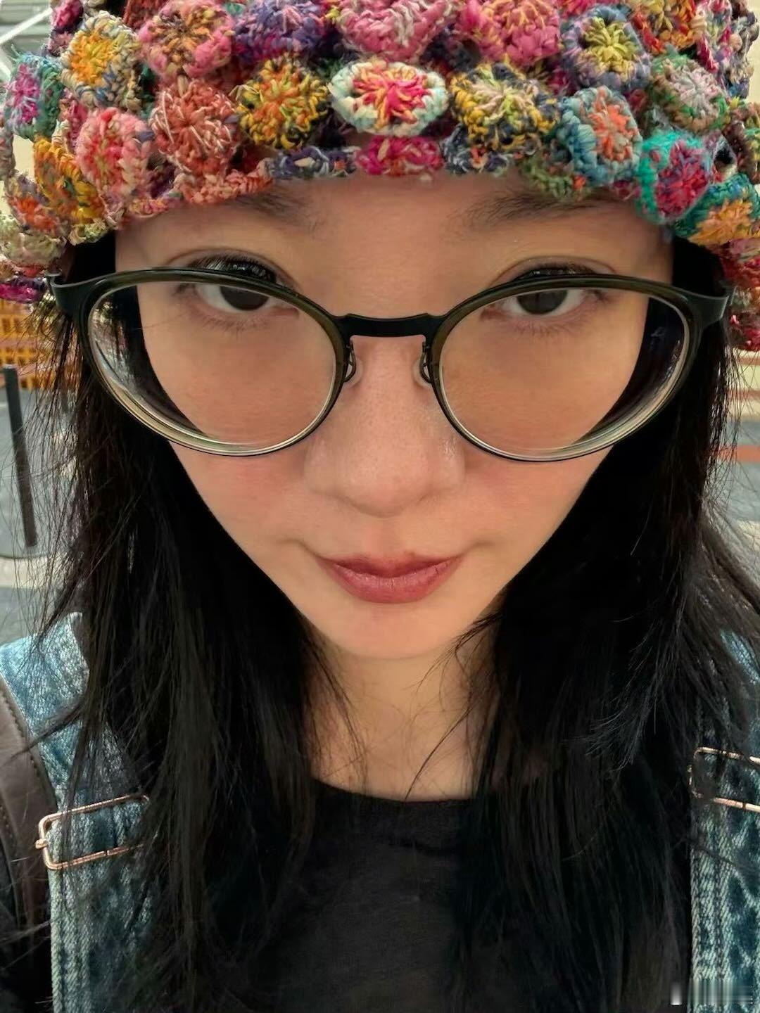我支持这个齐溪把眼镜焊丝在脸上💪 ​​​