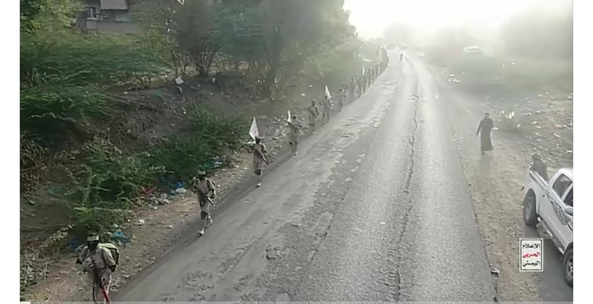 也门胡塞武装发布了其中央干预部队（机动军区）的狙击手与仪仗部队的训练视频。