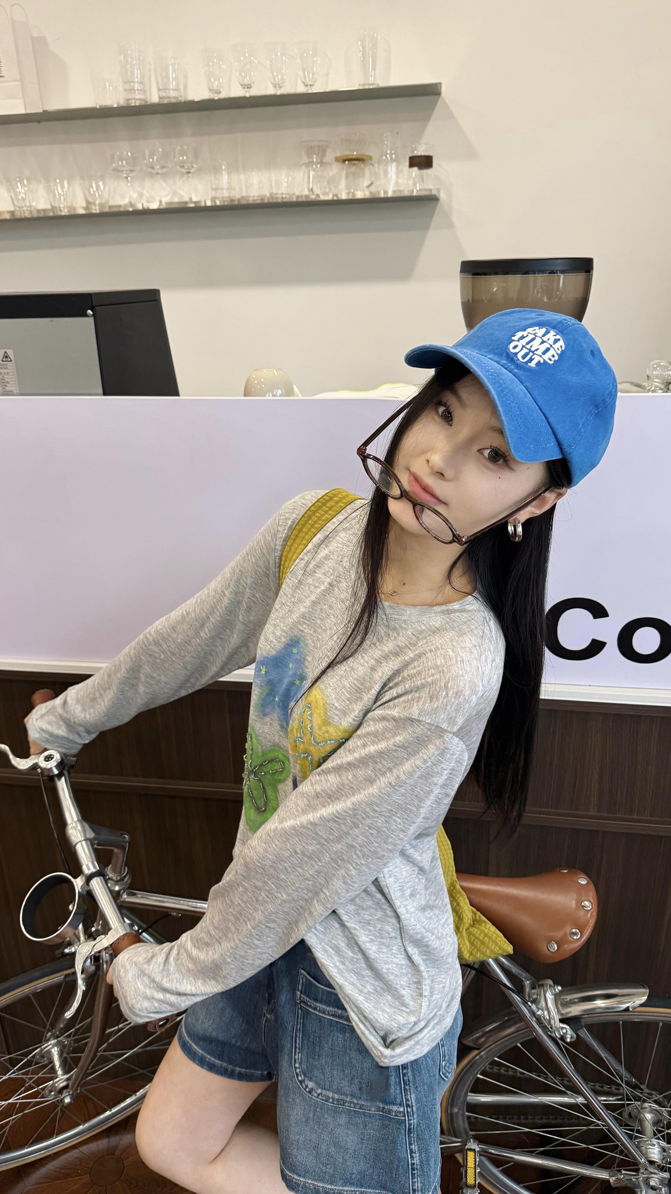 我假装大方 其实恶狠狠的关掉了对话框。