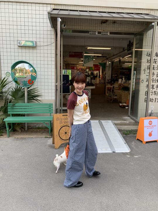 橘色苹果和小狗🐶🦮🐕