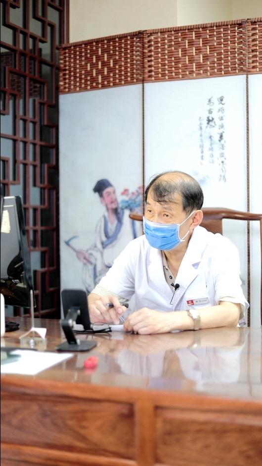 什么是胃动力不足？怎么办呢？第一，每餐要有意识的少吃一些，吃的过多，脾胃的运化就