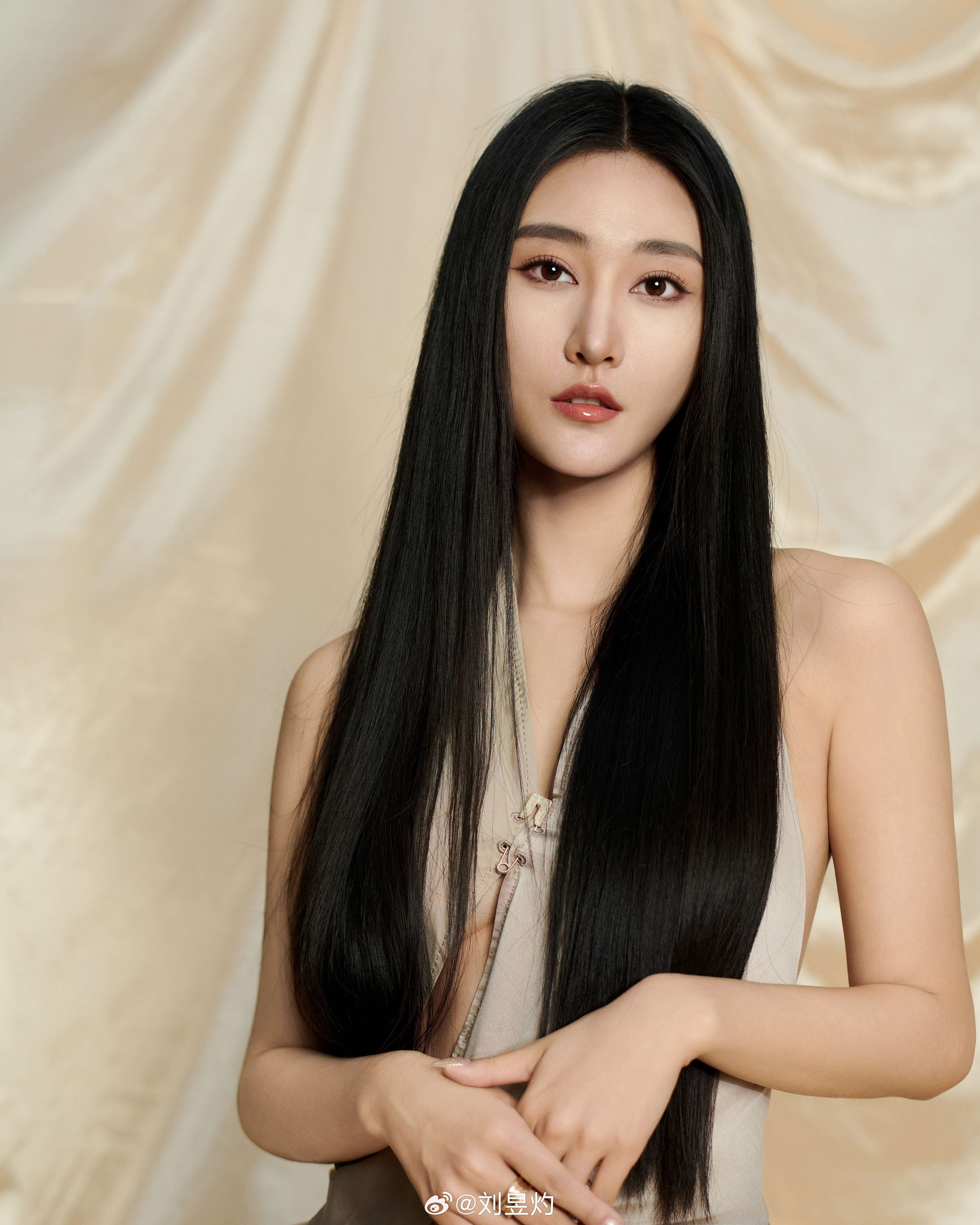 知难上，戒骄狂。常自省，穷途明。事毕于今，不溺于往，早登青云。 ​​​