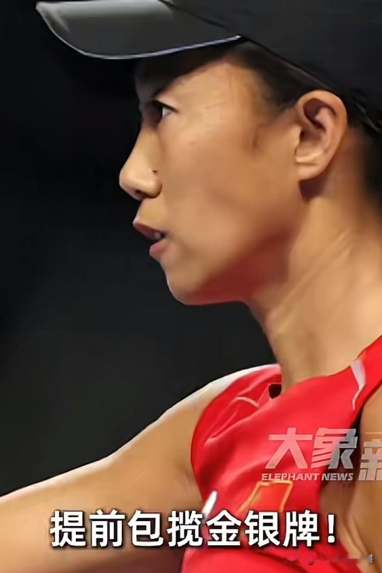 中国选手夺得日本亚运会女子网球冠亚军。
张帅战胜哈萨克斯坦选手普丁赛娃，王曦雨逆