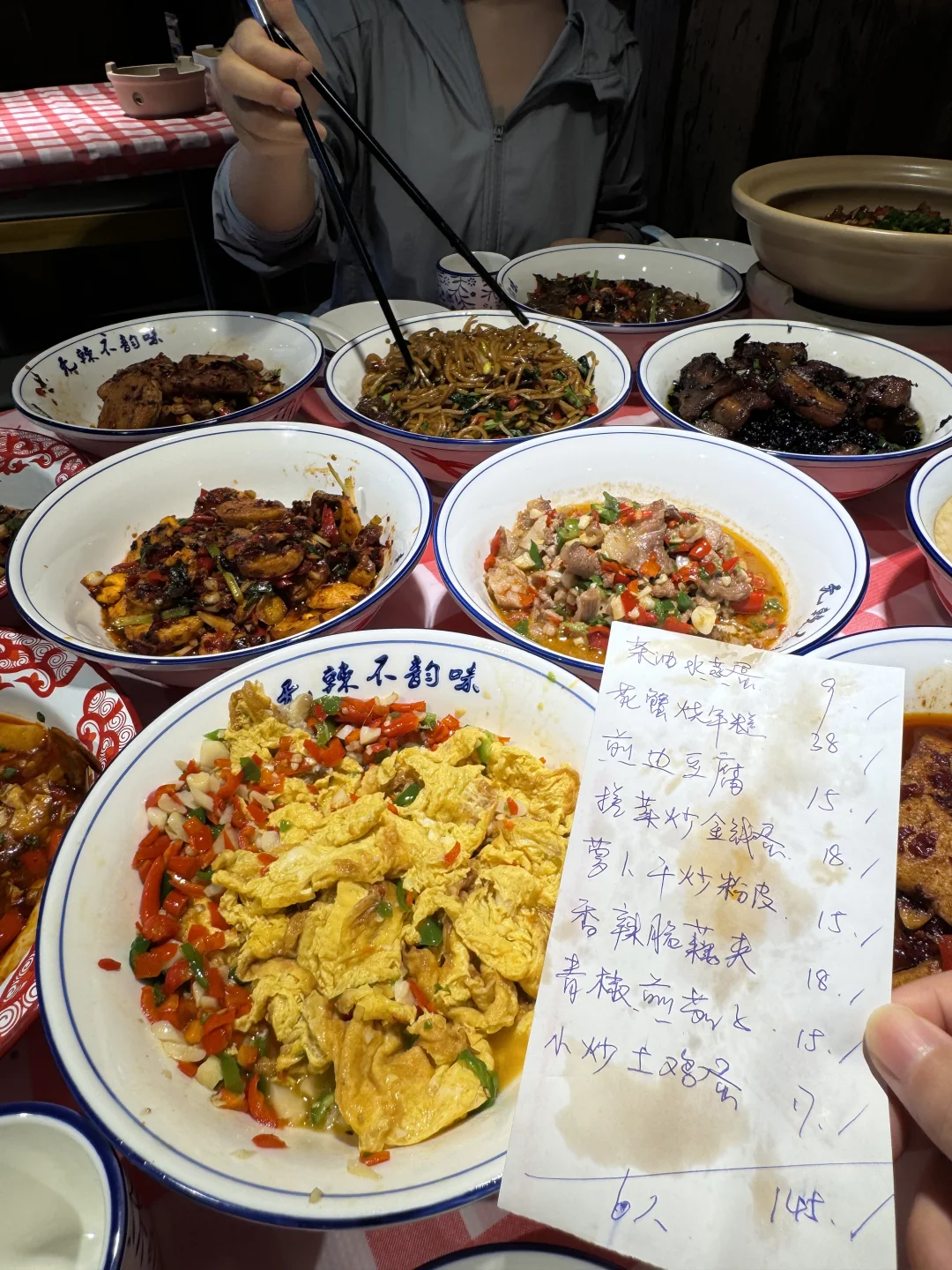 南昌有点偏僻但巨好吃的小店！！还不贵。。😭😭