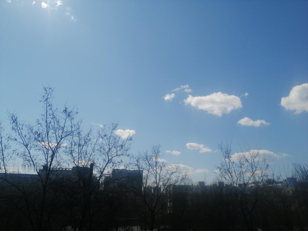 只有韩信愚蠢地认为刘邦最多带10万兵！

《史记·淮阴侯列传》中记载，当刘邦得到