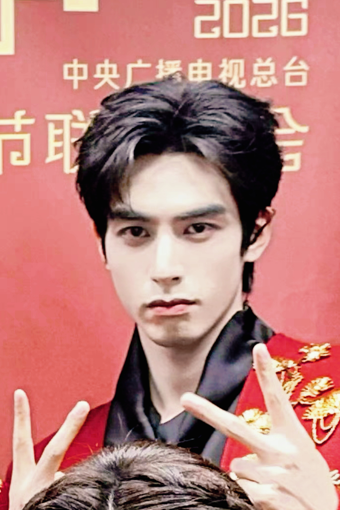 这不是张图片嘛 怎么有3小时那么长🐉萌帅萌帅的！ 