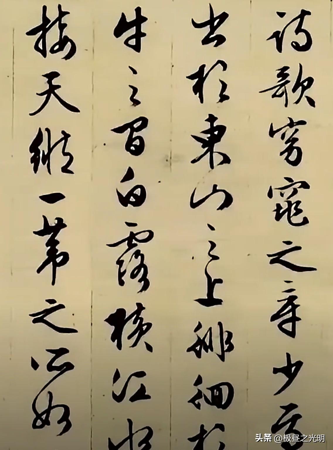 说一句人生至理名言
最近网上张雪峰的视频很多，很多都是网友转发的。他走后，现在的