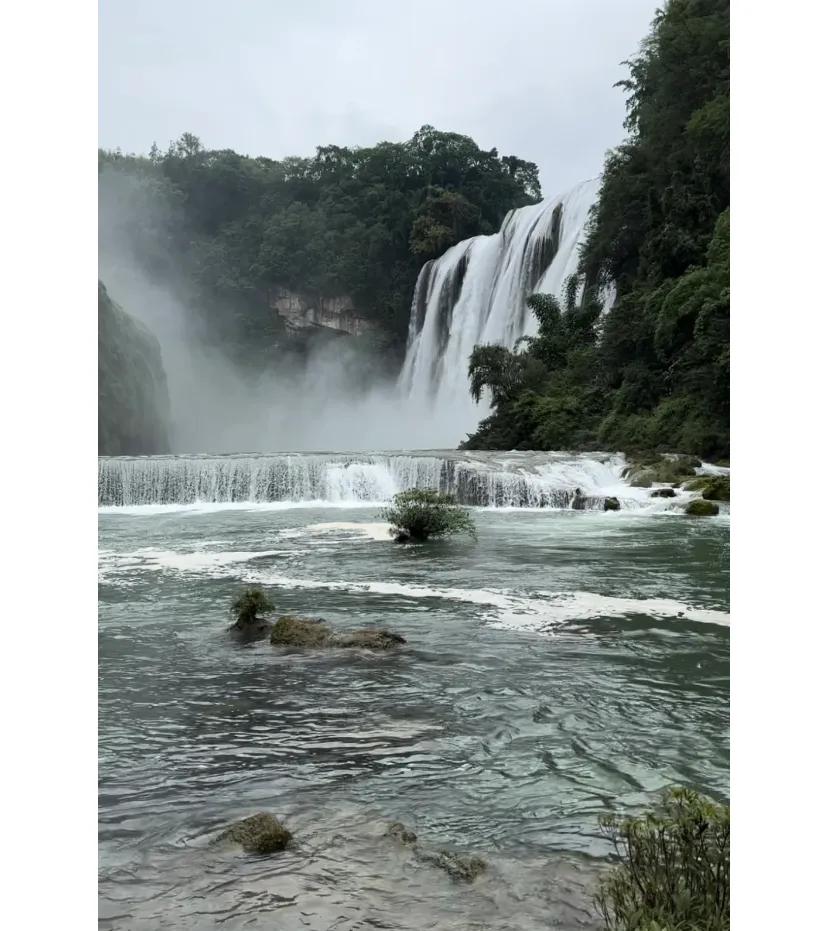 贵州还是不太凉快，而且人好多!
感觉今年好多人去贵州啊，人超多，赶在涨水前去看了
