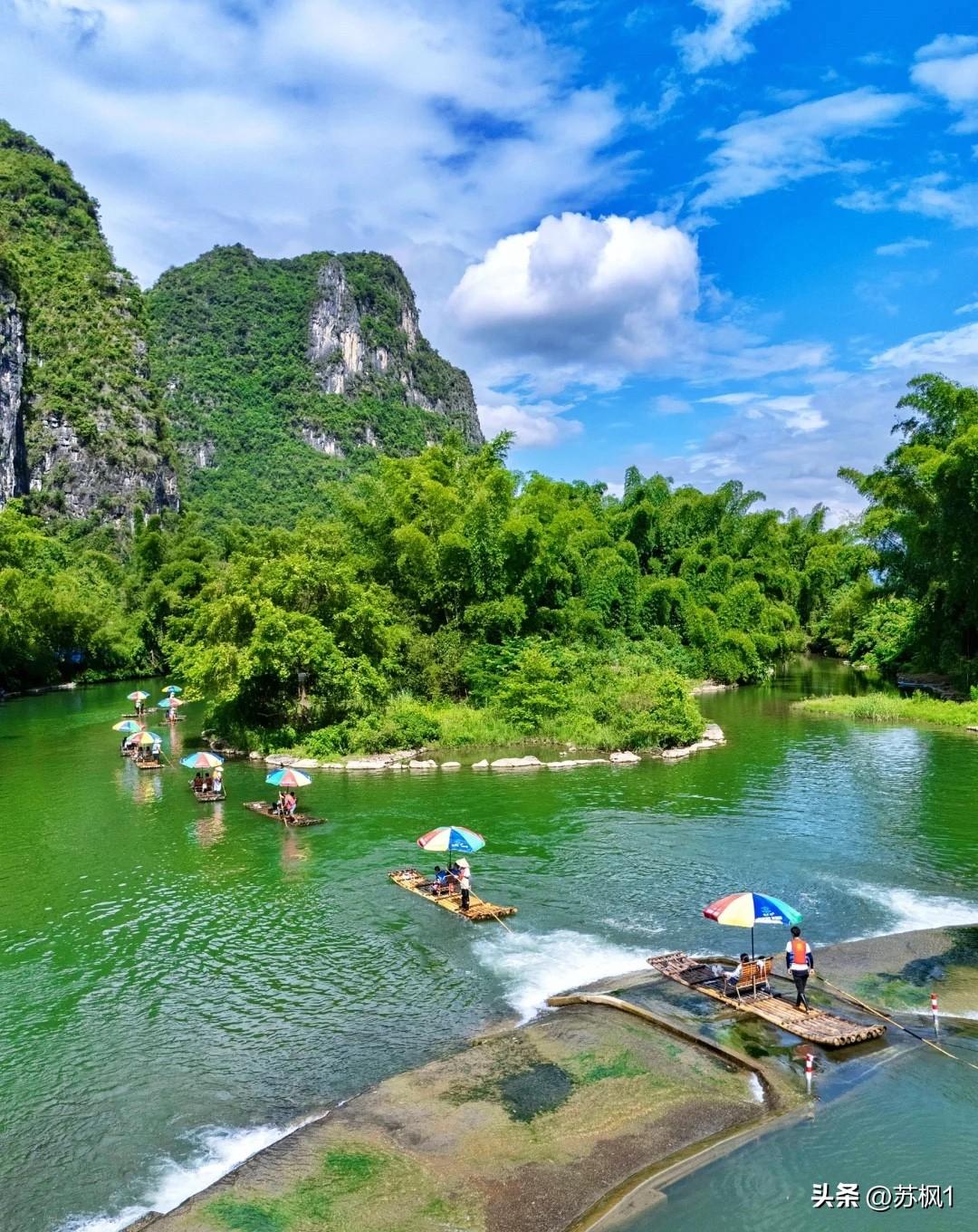 大好河山，不去看看？
此水不一般，此山接蓝天，人在画中游，不觉已成仙！